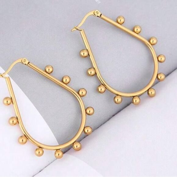 Anthropologie Jewelry - Vintage style hoop earrings N658